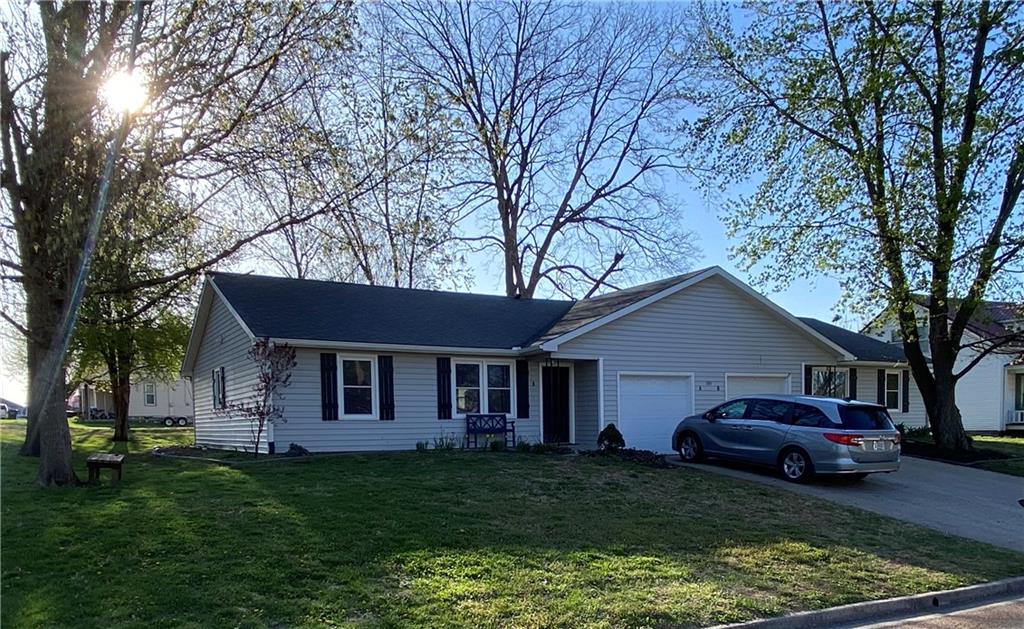 64020 Real Estate Listings Main Image