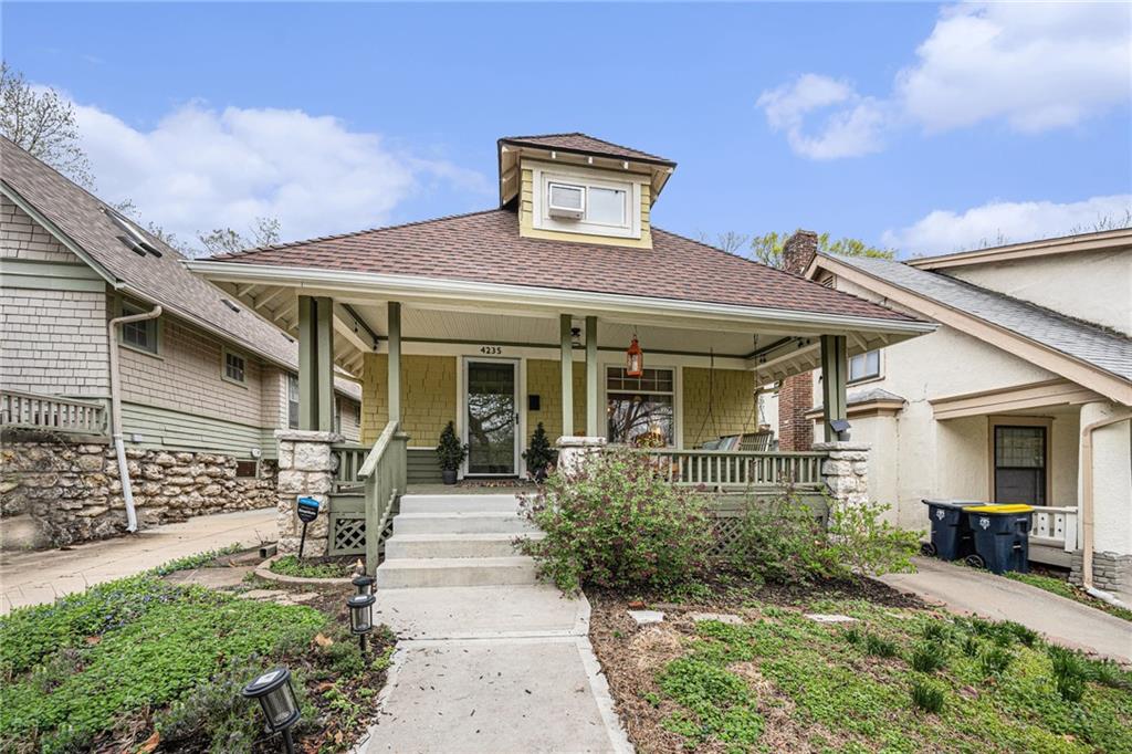 4235 Holmes Street Property Photo