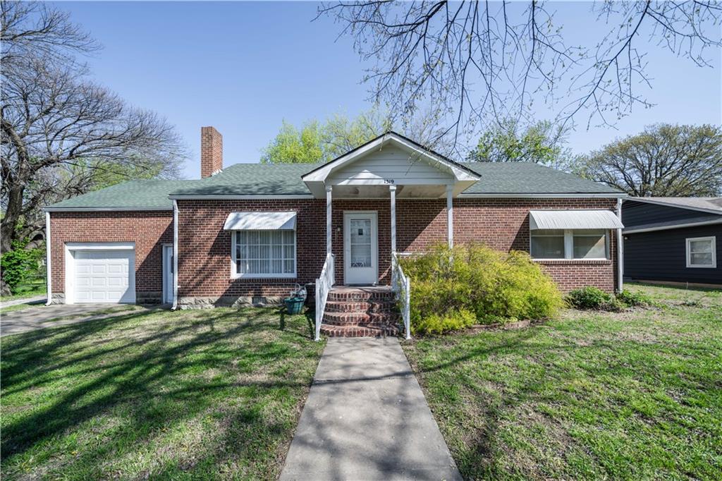 1319 Madison Street Property Photo