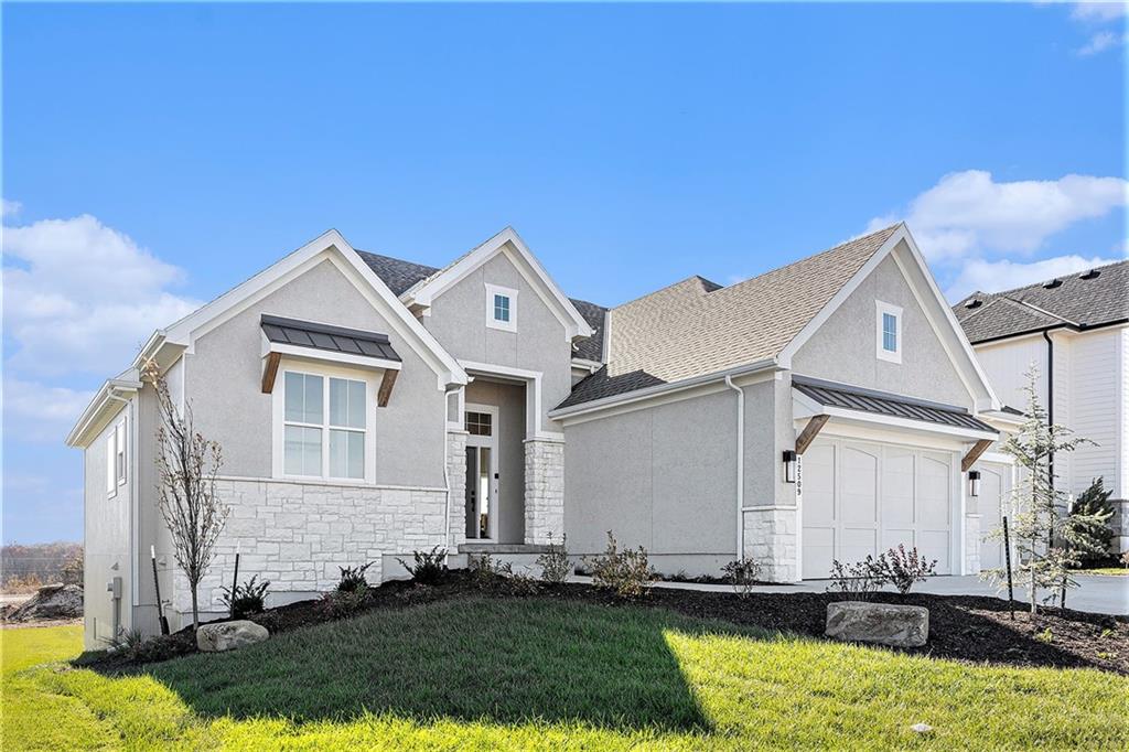 12509 W 184 Street Property Photo 2