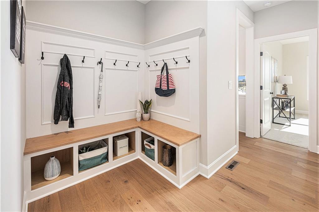 12509 W 184 Street Property Photo 16