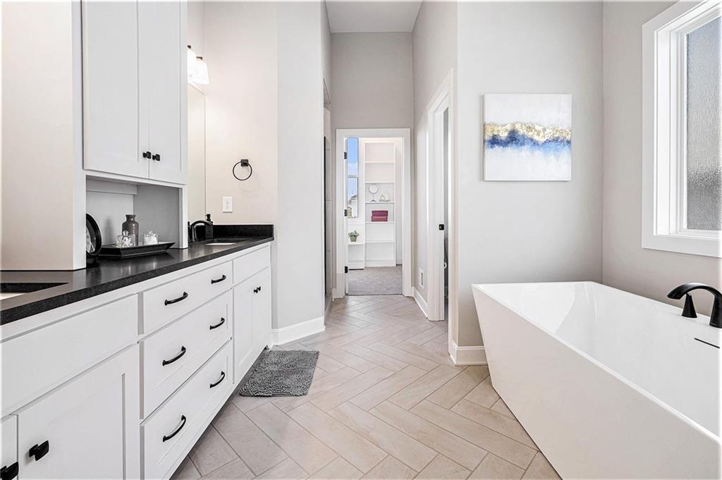 12509 W 184 Street Property Photo 19