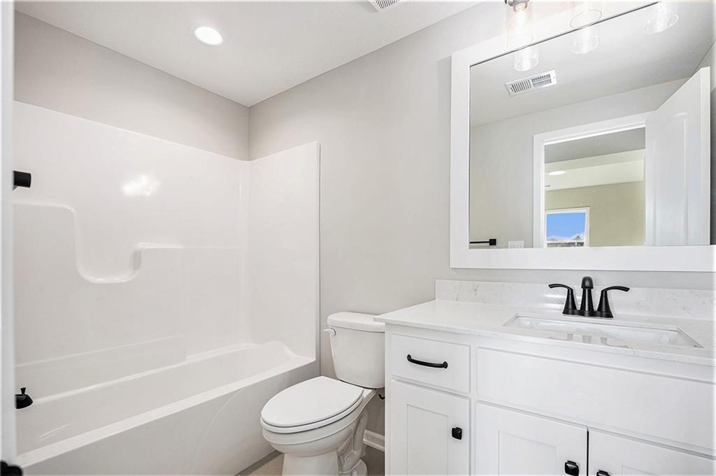 12509 W 184 Street Property Photo 30