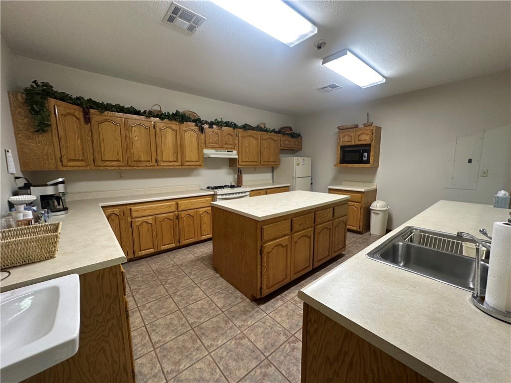 3906 Cr 2600 N/a Property Photo 6