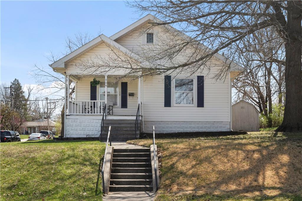 904 W 3RD Street