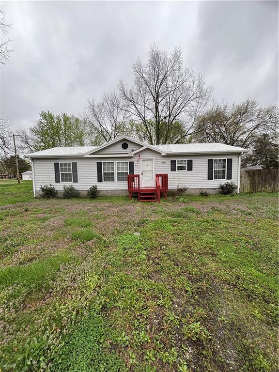 217 E 6th Street Property Photo
