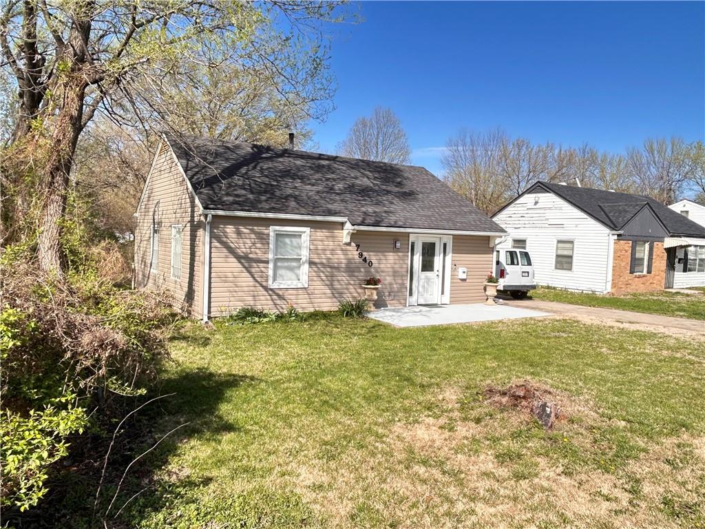 7940 Hickman Mills Drive Property Photo