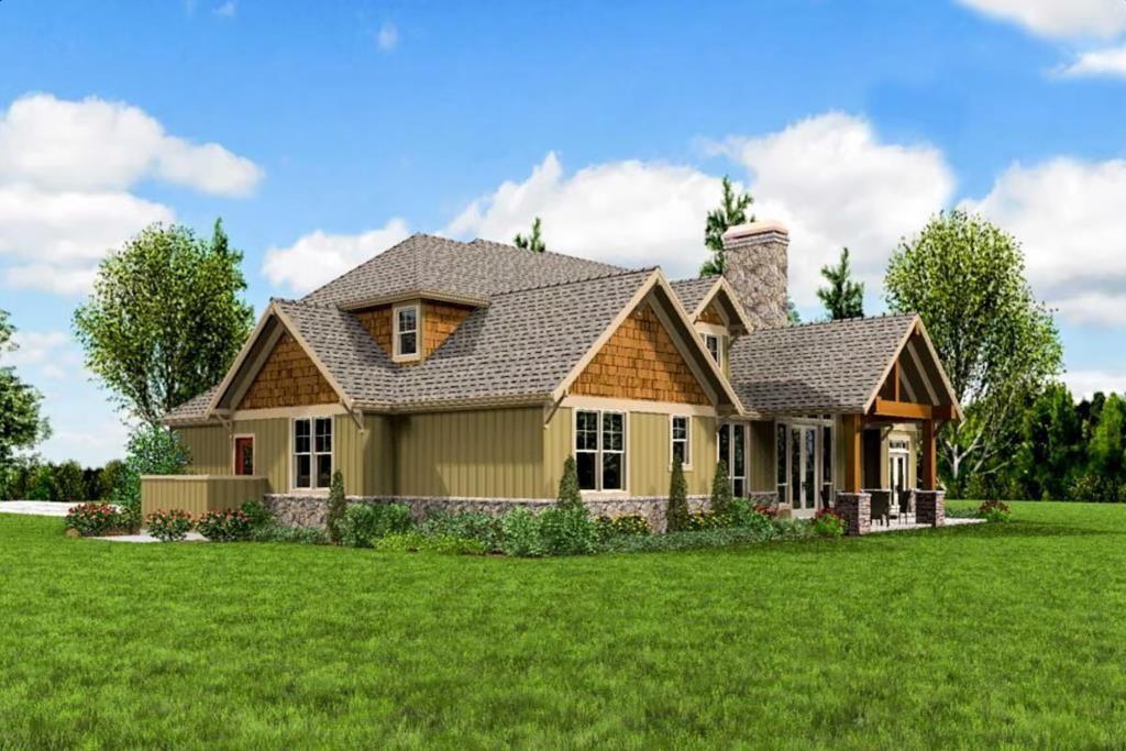 2017 Vilas Street Property Photo 3