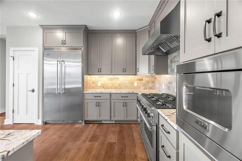 2017 Vilas Street Property Photo 4