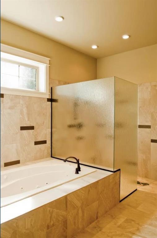 2017 Vilas Street Property Photo 8