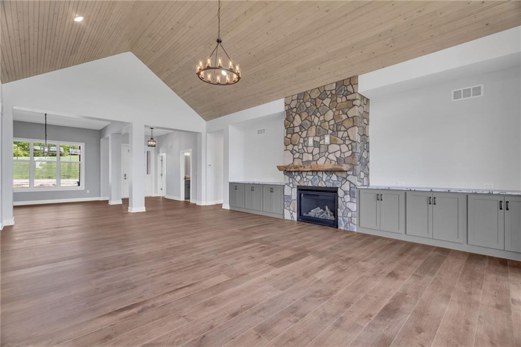 2017 Vilas Street Property Photo 13