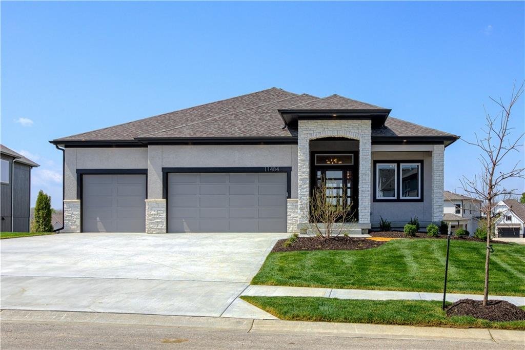 9027 Freedom Circle Property Photo