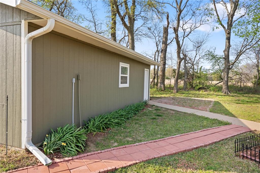 1299-b Cr 5180 N/a Property Photo 5