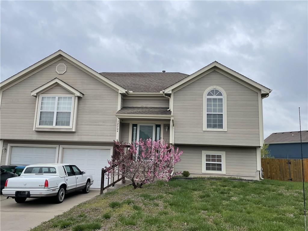 12204 White Oak Street Property Photo