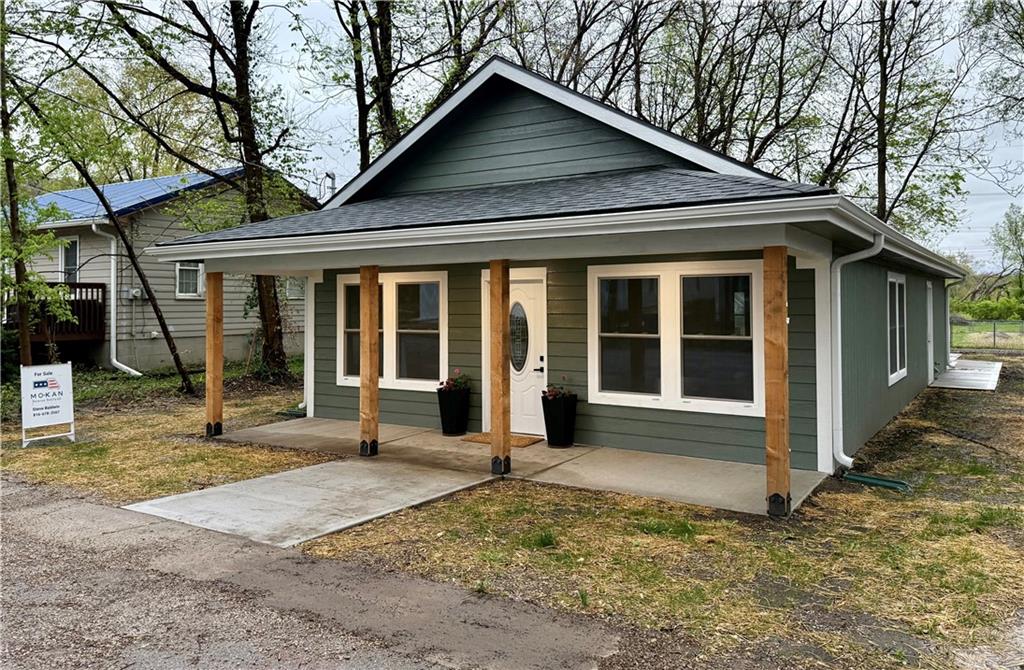 123 Vaughn Street Property Photo