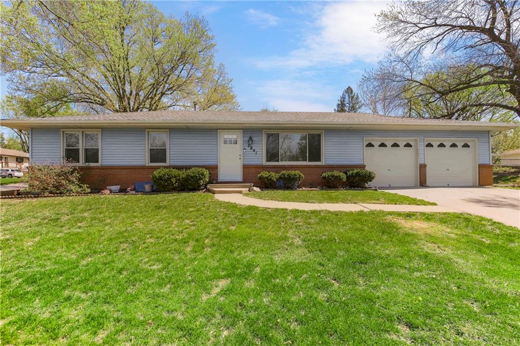 7841 N Baltimore Avenue Property Photo