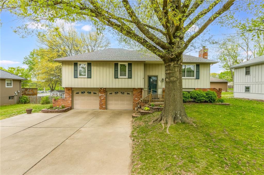 7204 N Park Avenue Property Photo