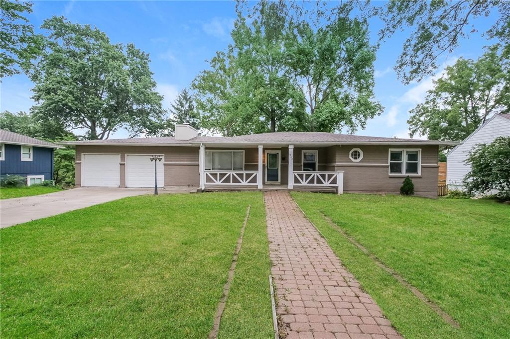913 Ridgeway Drive Property Photo