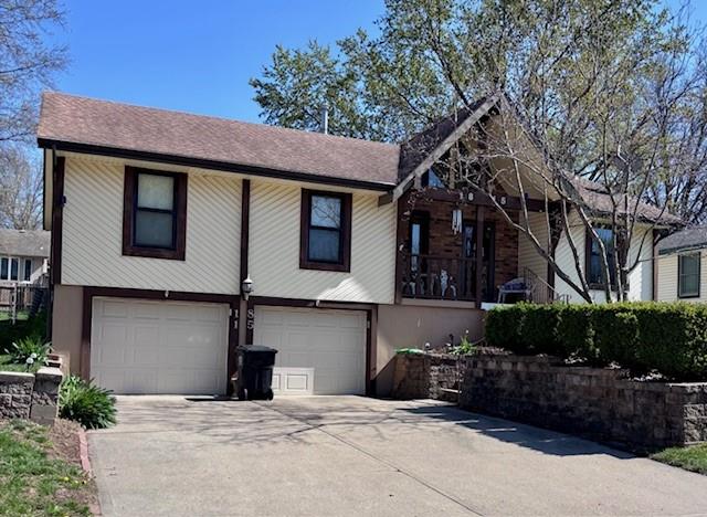 1815 N Lazy Branch Road Property Photo