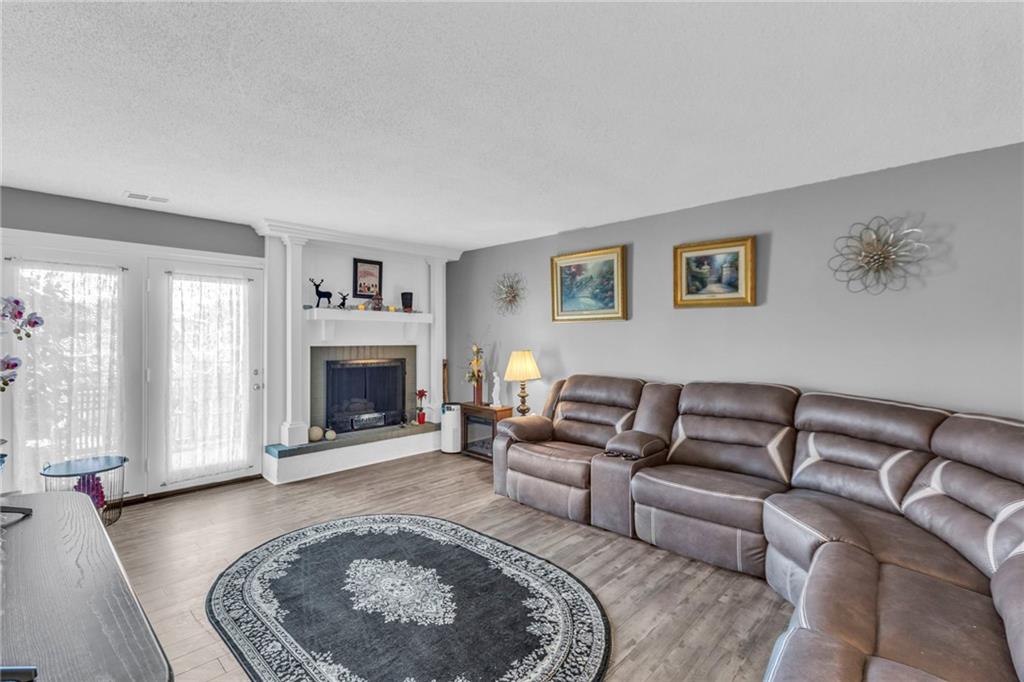 10120 W 96th Street Property Photo 1