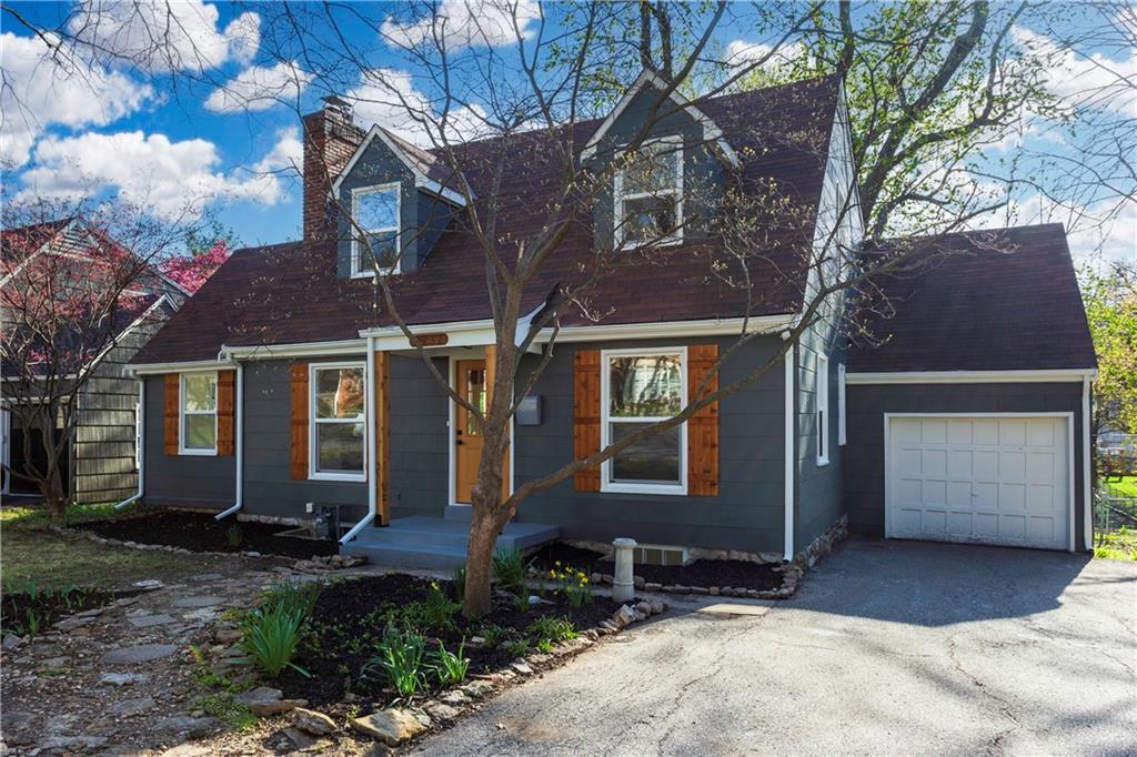 5232 Clark Drive Property Photo