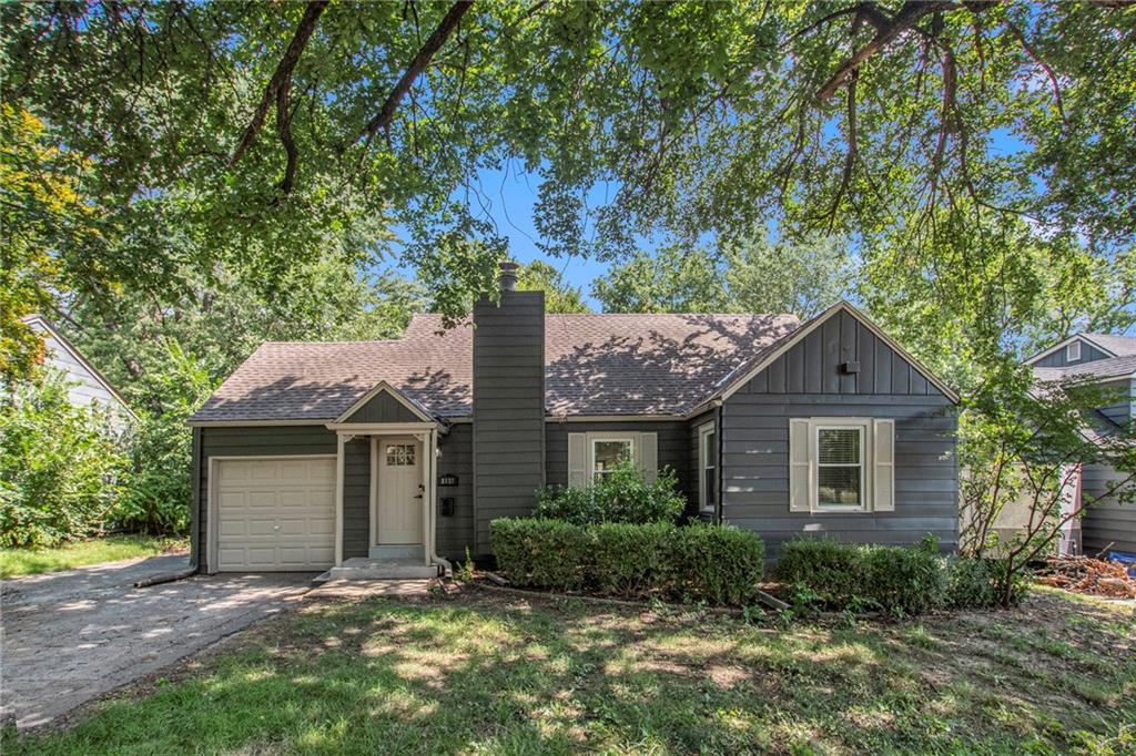 8137 Ward Parkway Property Photo
