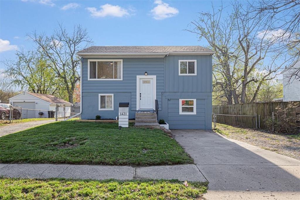 1421 N Ponca Drive Property Photo