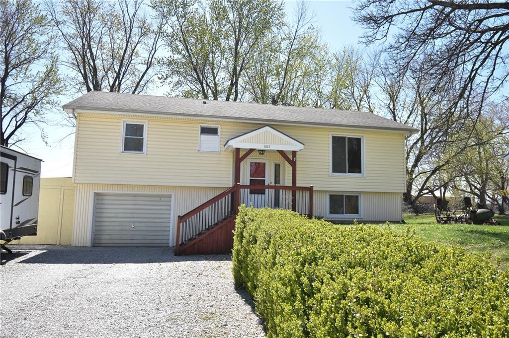 605 S Westview Drive Property Photo