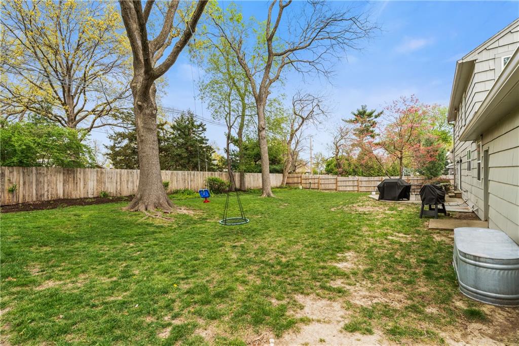 4408 W 91st Street Property Photo 47
