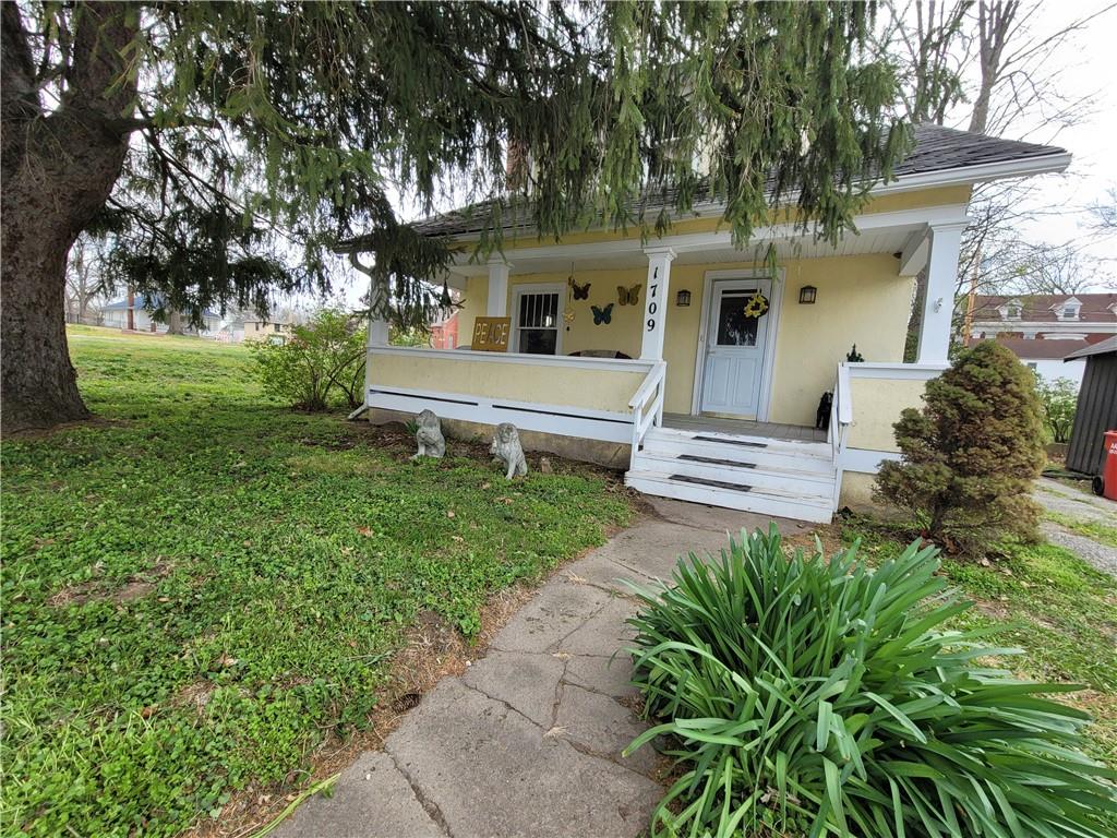 1709 Washington Avenue Property Photo