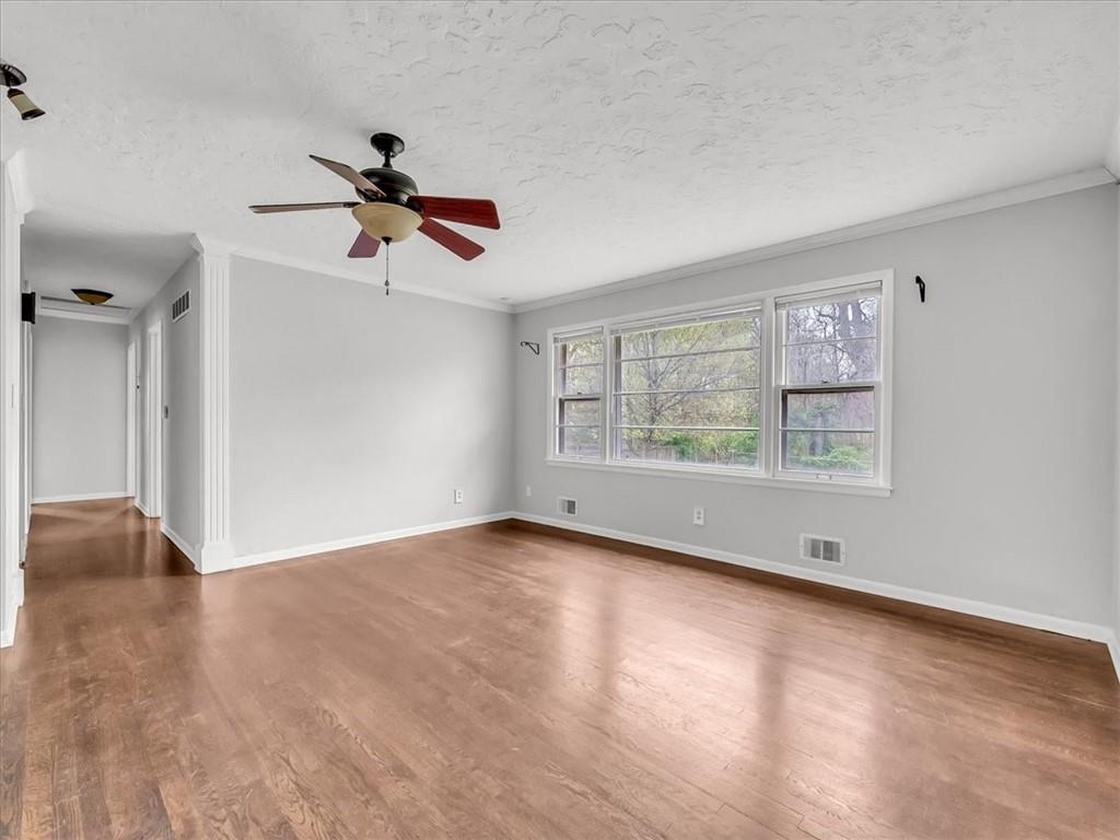 3400 S Emery Avenue Property Photo 6