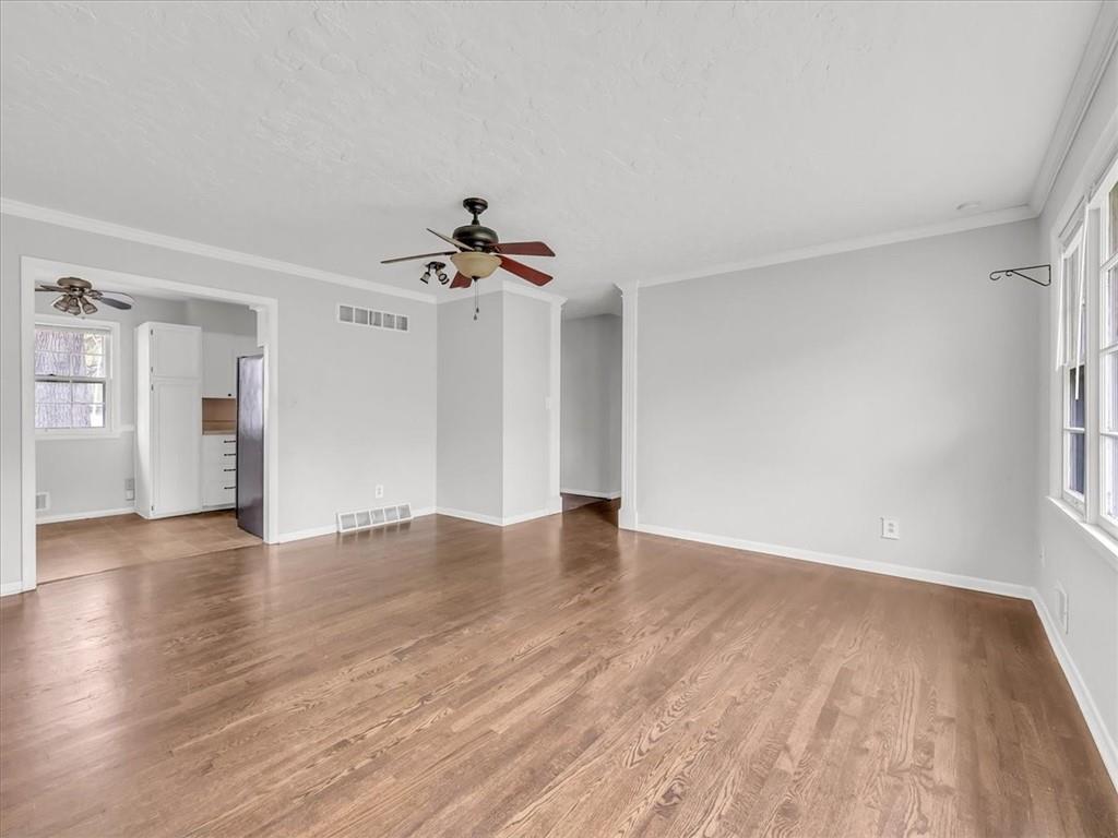 3400 S Emery Avenue Property Photo 8