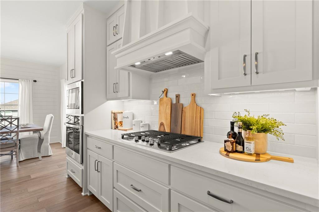 8016 Round Prairie Street Property Photo 10