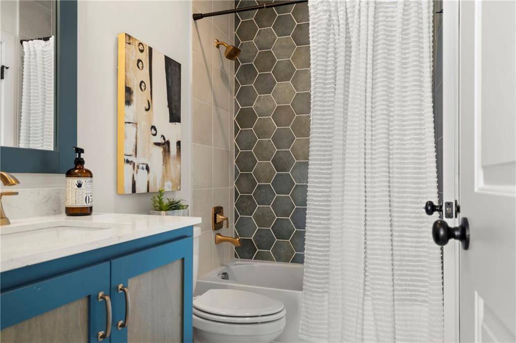 8016 Round Prairie Street Property Photo 29