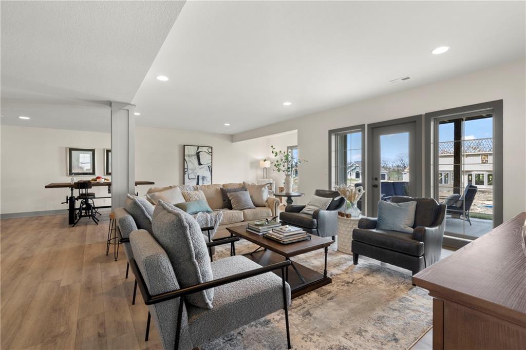 8016 Round Prairie Street Property Photo 32