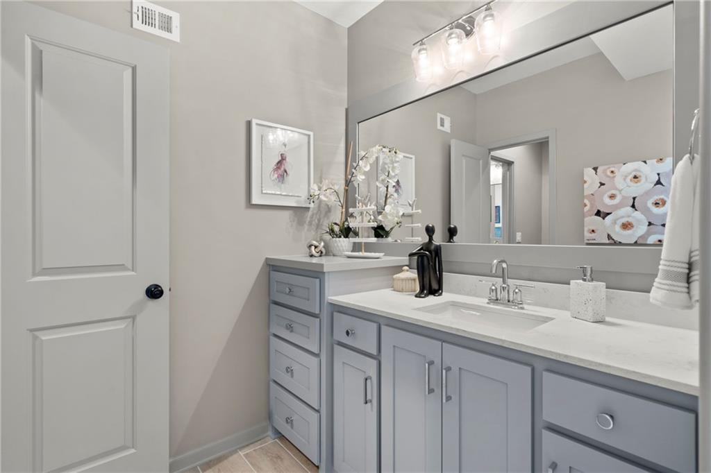 8016 Round Prairie Street Property Photo 39