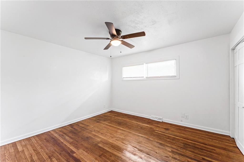 307 W South Avenue Property Photo 18