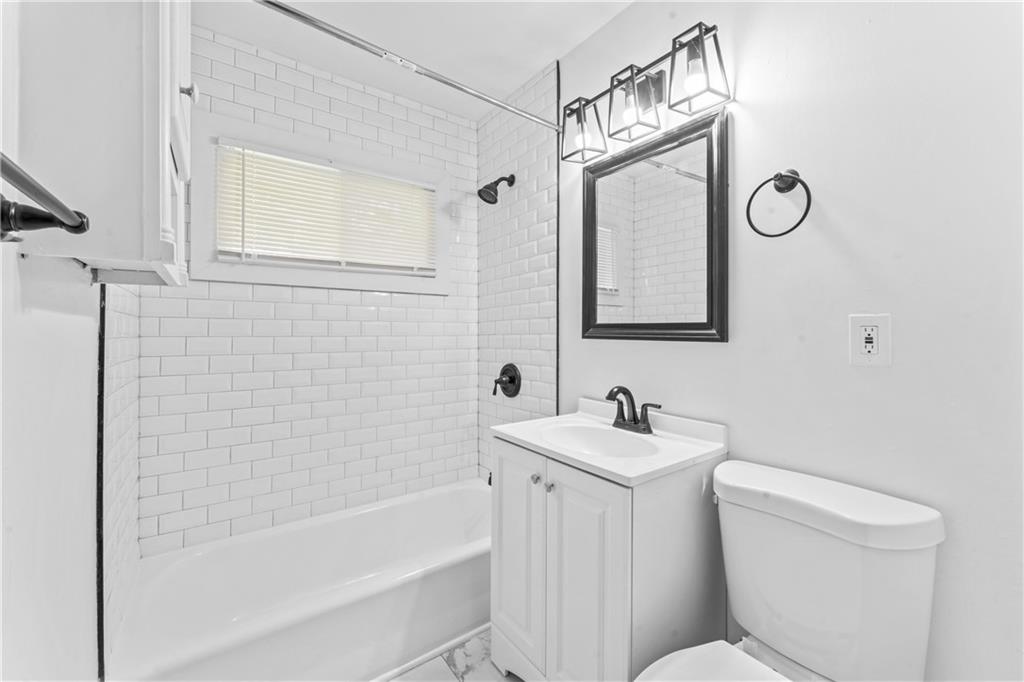 307 W South Avenue Property Photo 24