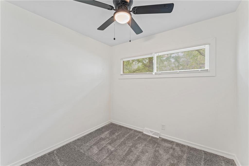 307 W South Avenue Property Photo 25