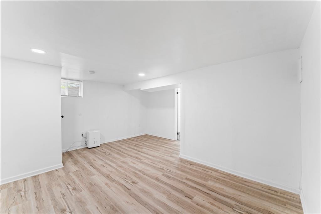 307 W South Avenue Property Photo 34