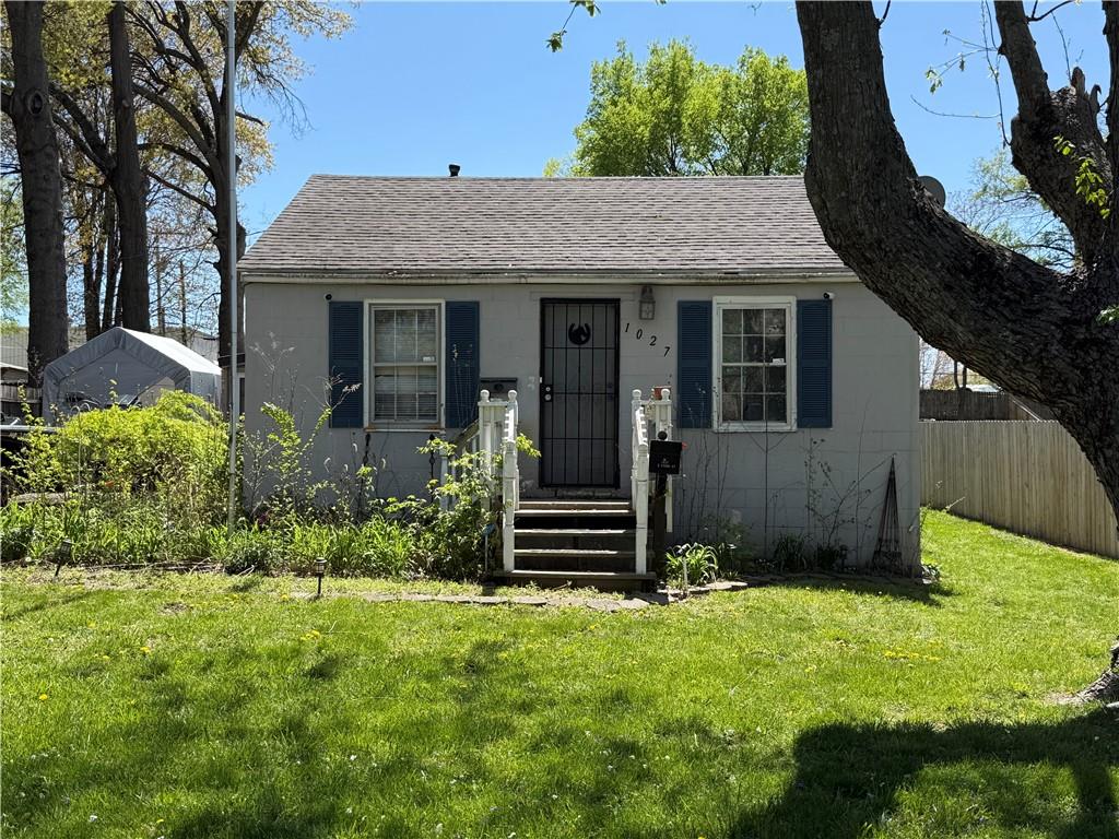 1027 E Stone Street Property Photo