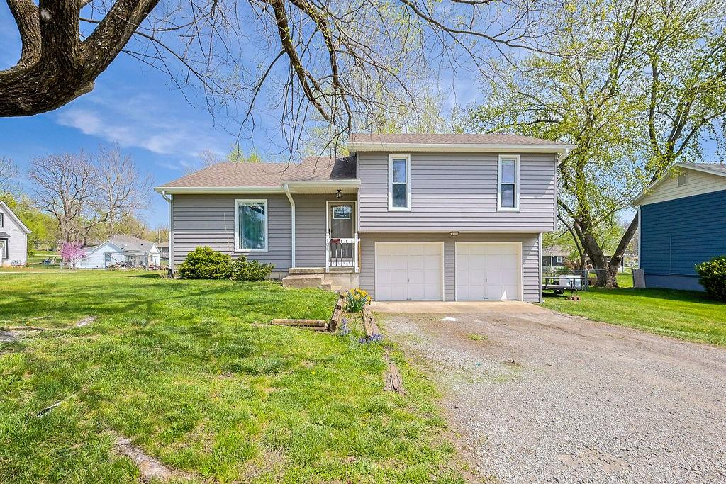 105 S Mulberry Street Property Photo