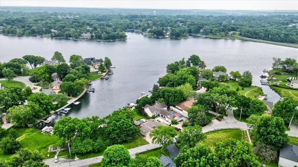 7600 Nw Westside Drive Property Photo 1