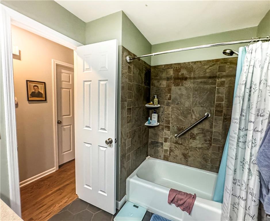 4413 E 107 Street Property Photo 18