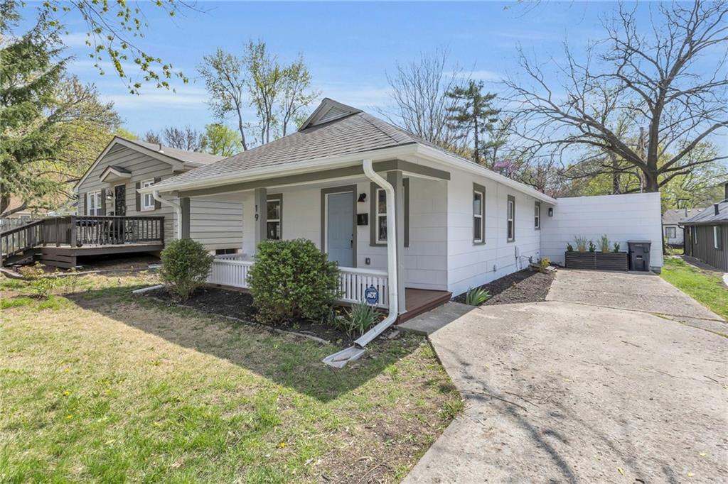 19 E 80th Street Property Photo