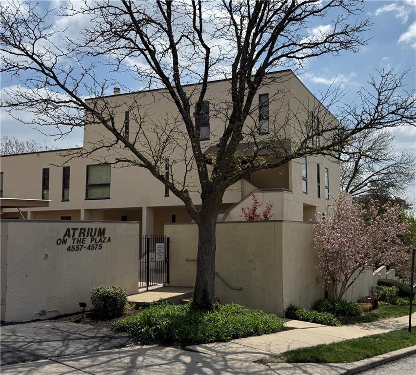 4579 Walnut Street Property Photo 1
