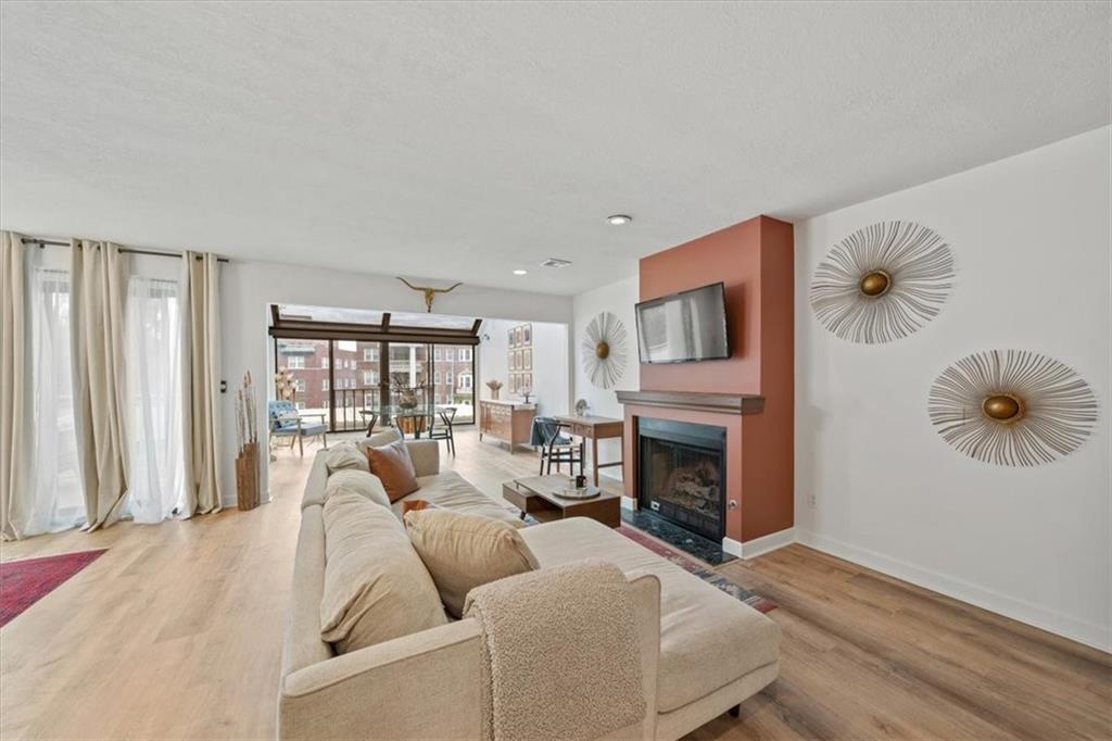 4579 Walnut Street Property Photo 3