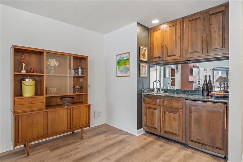 4579 Walnut Street Property Photo 4