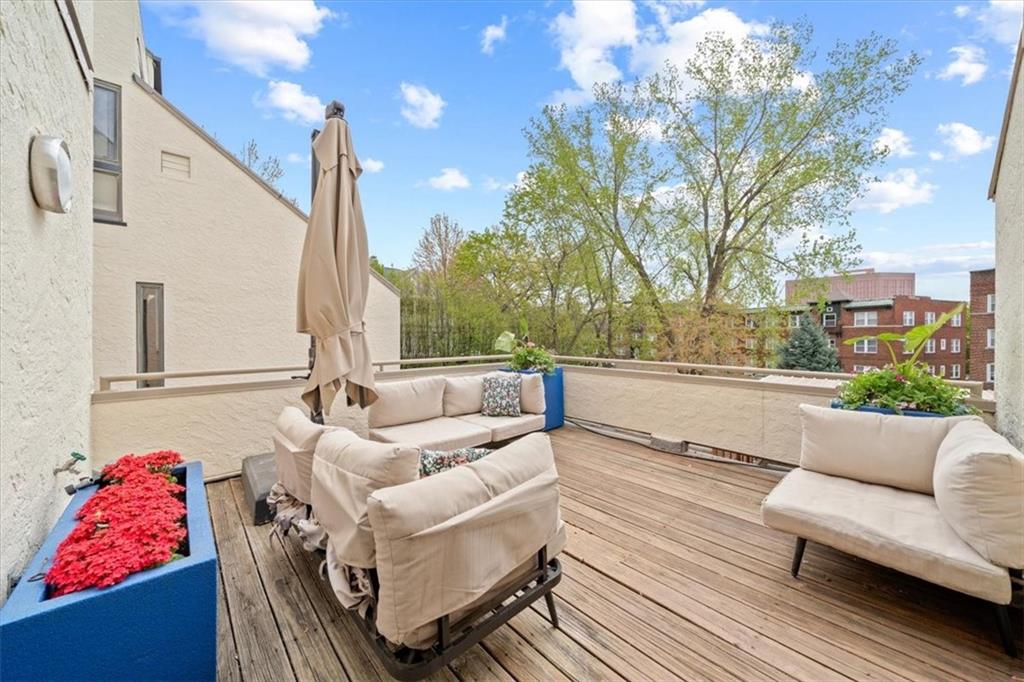4579 Walnut Street Property Photo 11