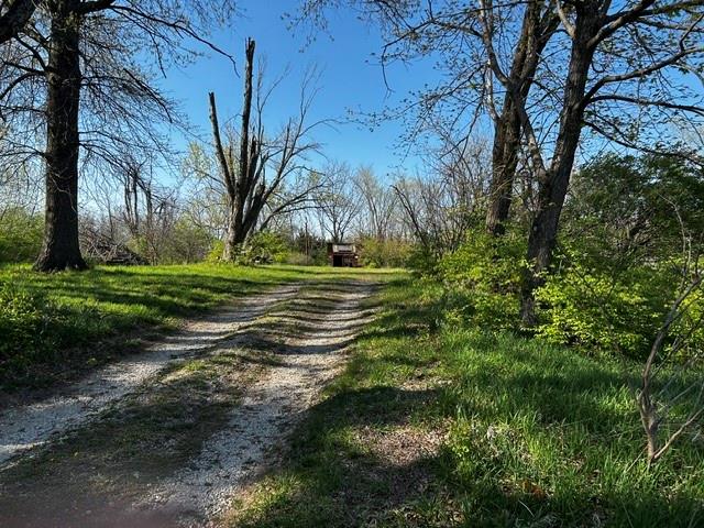 13448 Metropolitan Avenue Property Photo